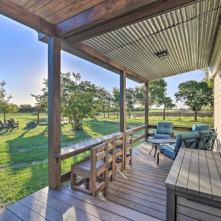 House On Cattle Farm Central To Temple And Waco Lorena Экстерьер фото